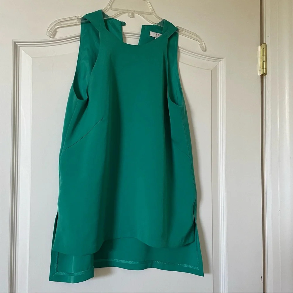 Brand New icb New York Kelly Green Sleeveless Top